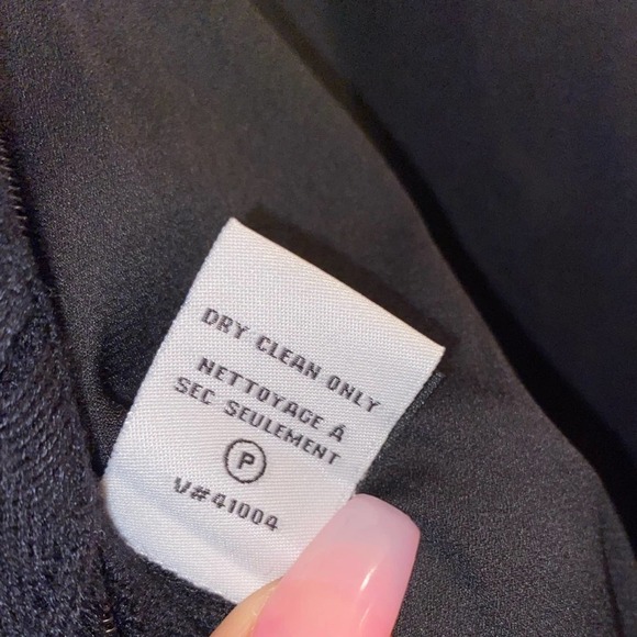 DVF Slim Kivel Ladder Black Lace Dress Size P - Picture 4 of 5